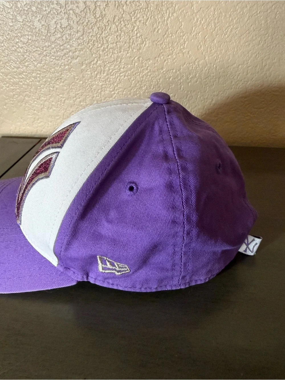 New Era NY Yankees Youth 9FORTY Purple Pink Sequin Hat